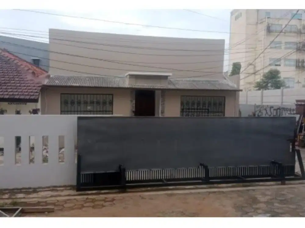 Dijual Cepat Rumah Kost 8 Kamar di Lokasi Strategis, Sangat Dekat ke Berbagai Pusat Kegiatan di Kota Tangerang