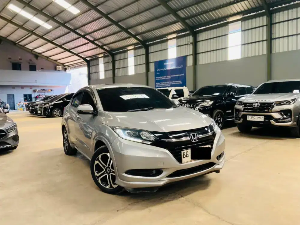 Honda HRV 1.8 Prestige CVT 2016 / 2017 AT Matic, Sangat terawat