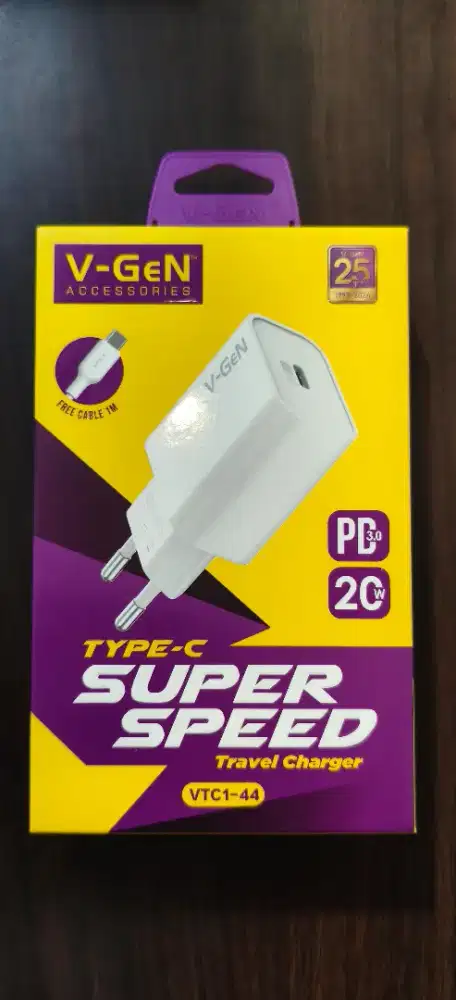 Travel Charger V-GeN VTC1-44 20W Fast Charging QC3.0 PD Type C VGEN