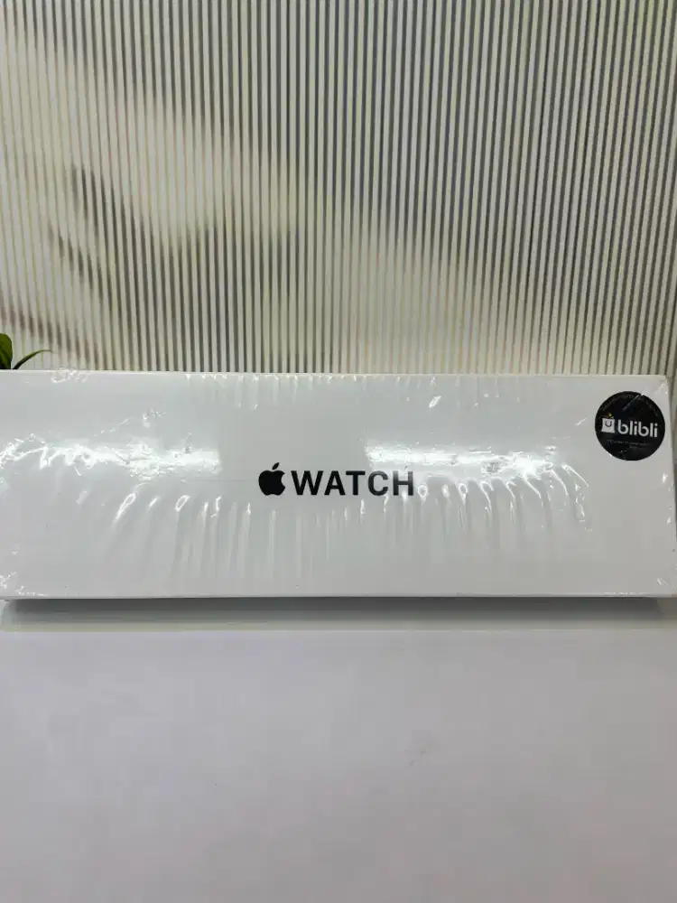 Apple watch SE (Gen 2) 44mm Resmi