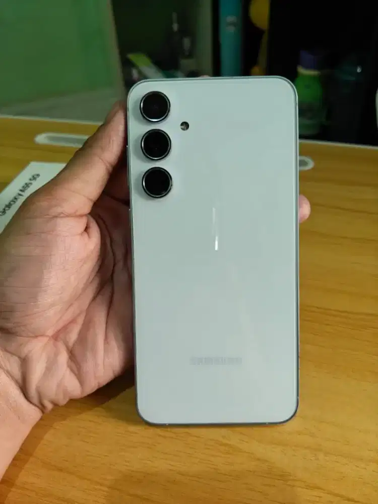 Samsung A55 5G 8/256 warna putih
