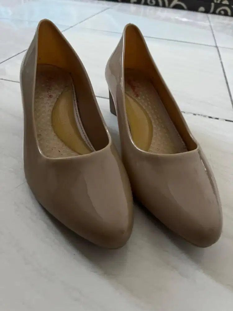 DIJUAL SEPATU KARET / TEBAL / NON-SLIP / EMPUK