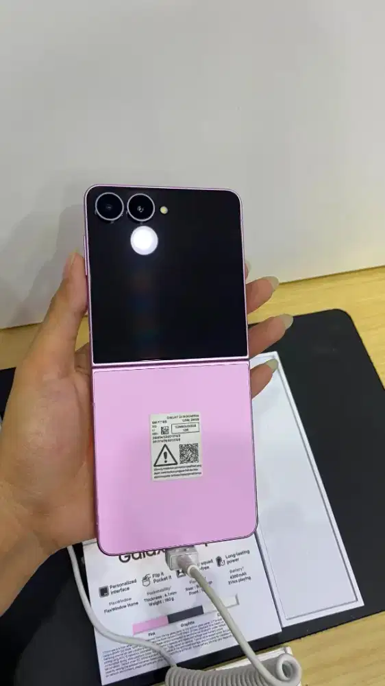 samsung galaxy flip 8