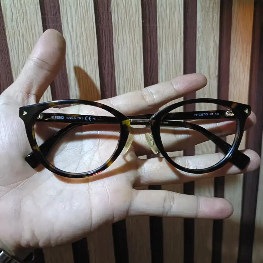 Frame kacamata fendi unisex authentic