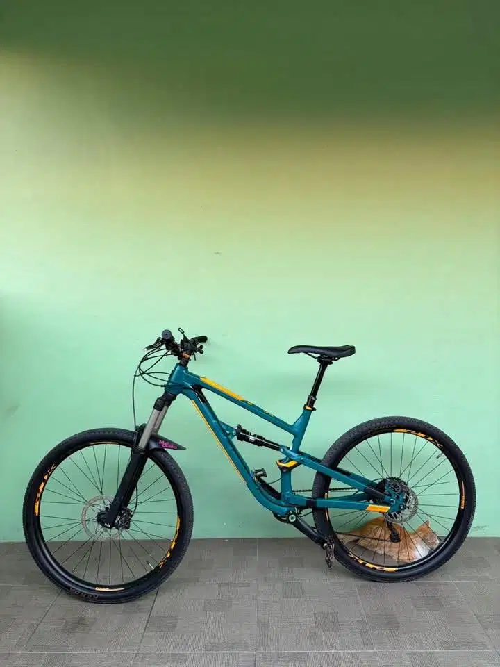 Polygon Siskiu T7 MTB istimewa