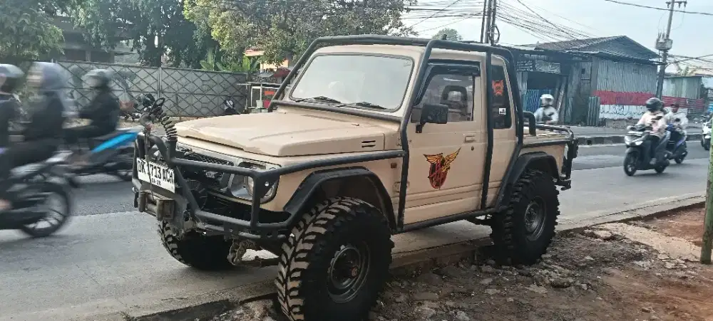 suzuki jimny 4x4  Long th 1985