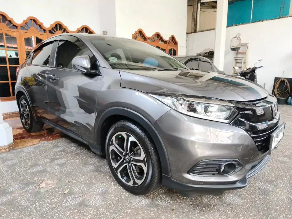 Honda HR-V 2015 upgrade 2018 LOW KM