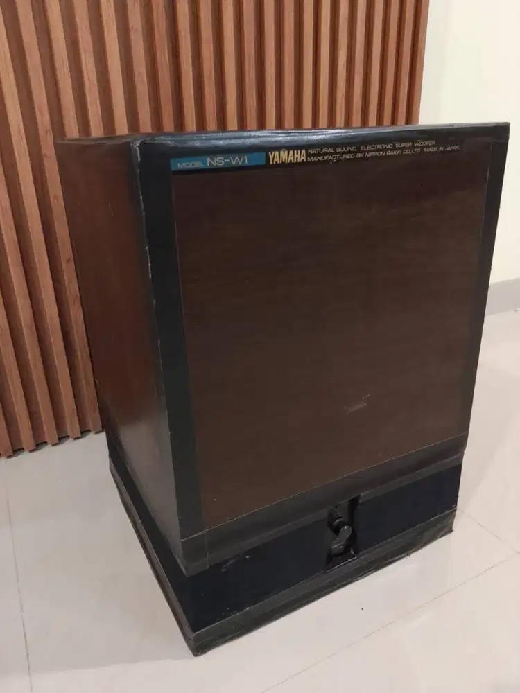 subwoofer aktif yamaha 10 inch NS-W1