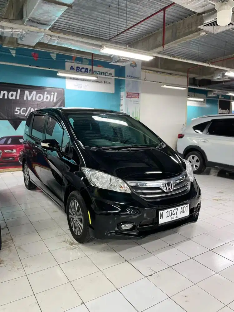 Honda Freed E PSD CVT matic 2013