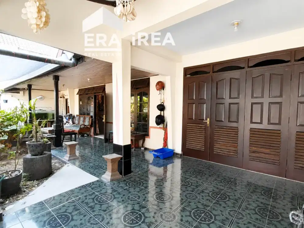 RUMAH DIJUAL DI TENGAH KOTA SOLO DEKAT NEO SOLO GRAND MALL