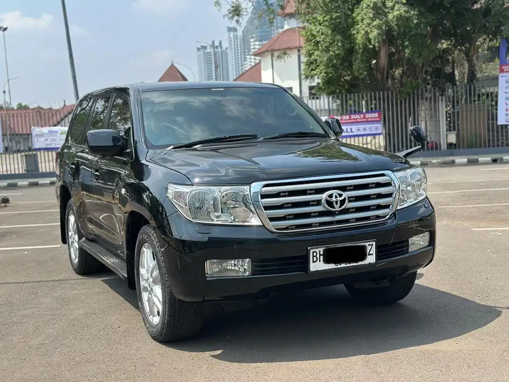 TOYOTA LAND CRUISER SAHARA DIESEL 2010 DIJUAL CEPAT