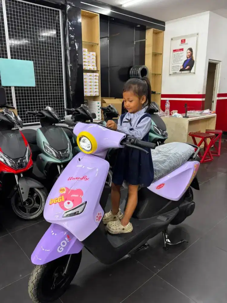 uwinfly d66i vespa murah meriah