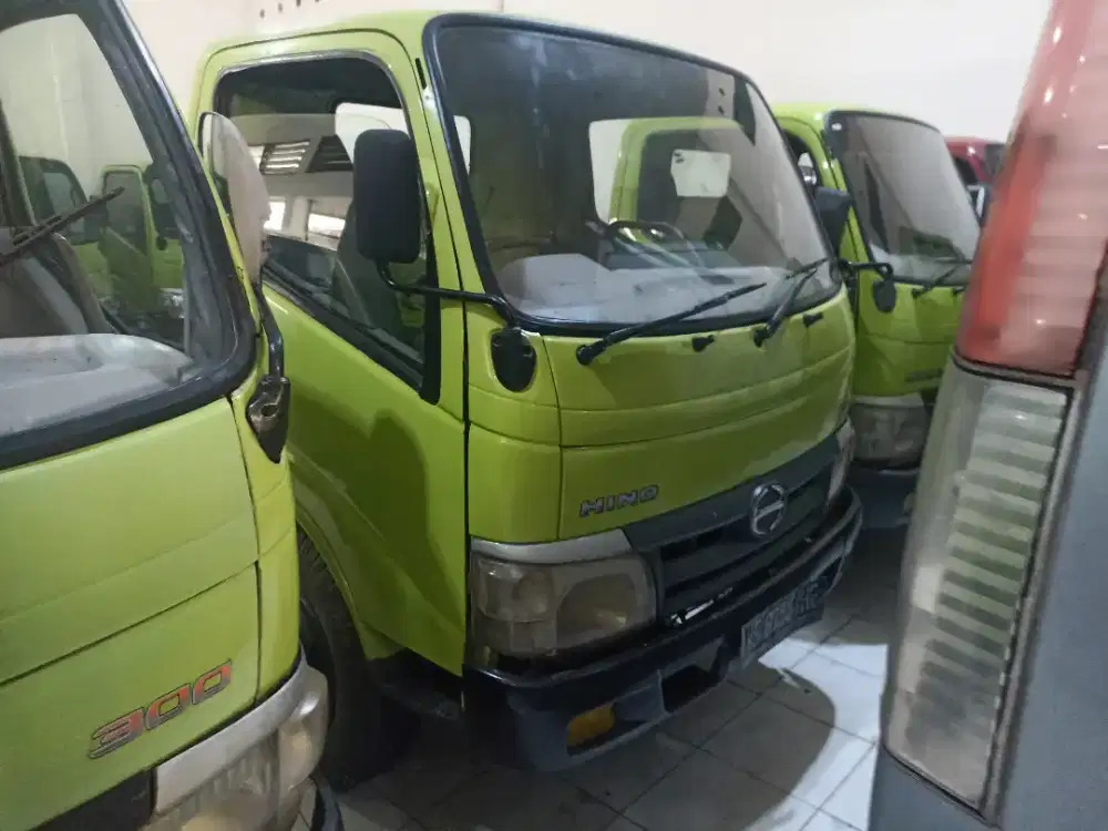 Hino Dutro 130 HD Sasis Tahun 2012 Euro 2