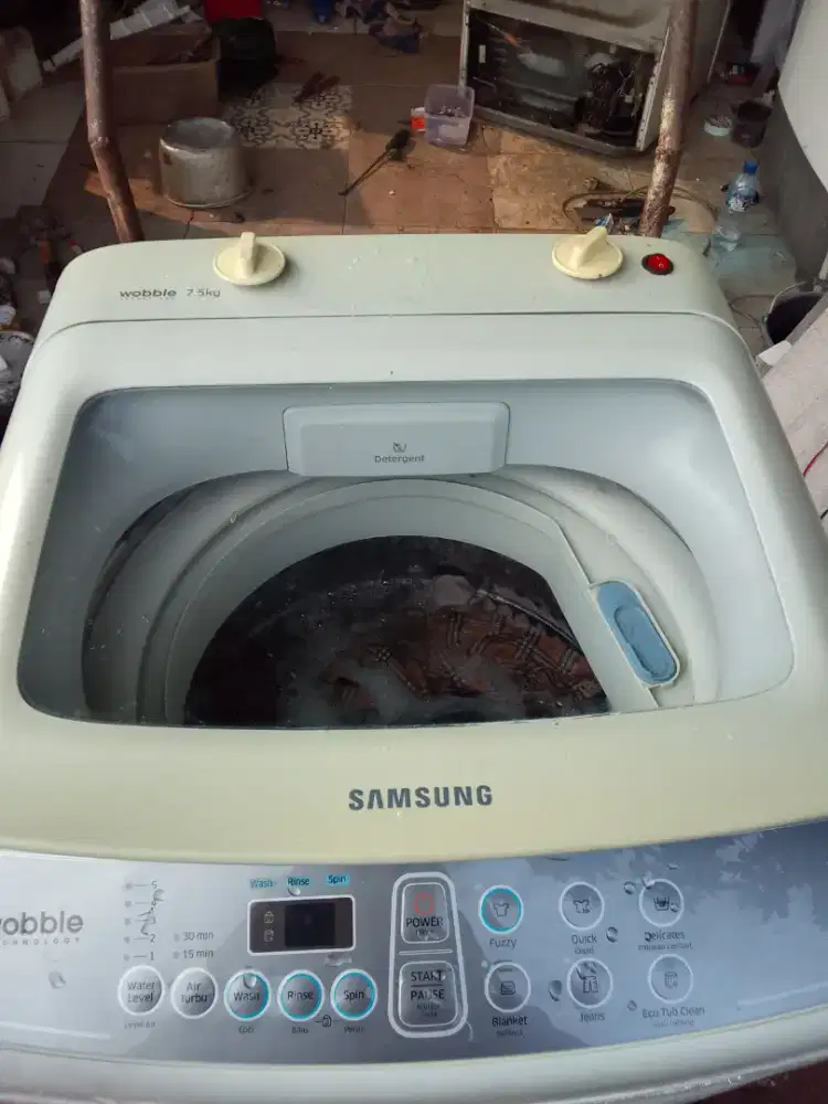 Dijual mesin cici 1 lubang sudah dimenualin 8 kilo tinggal pake