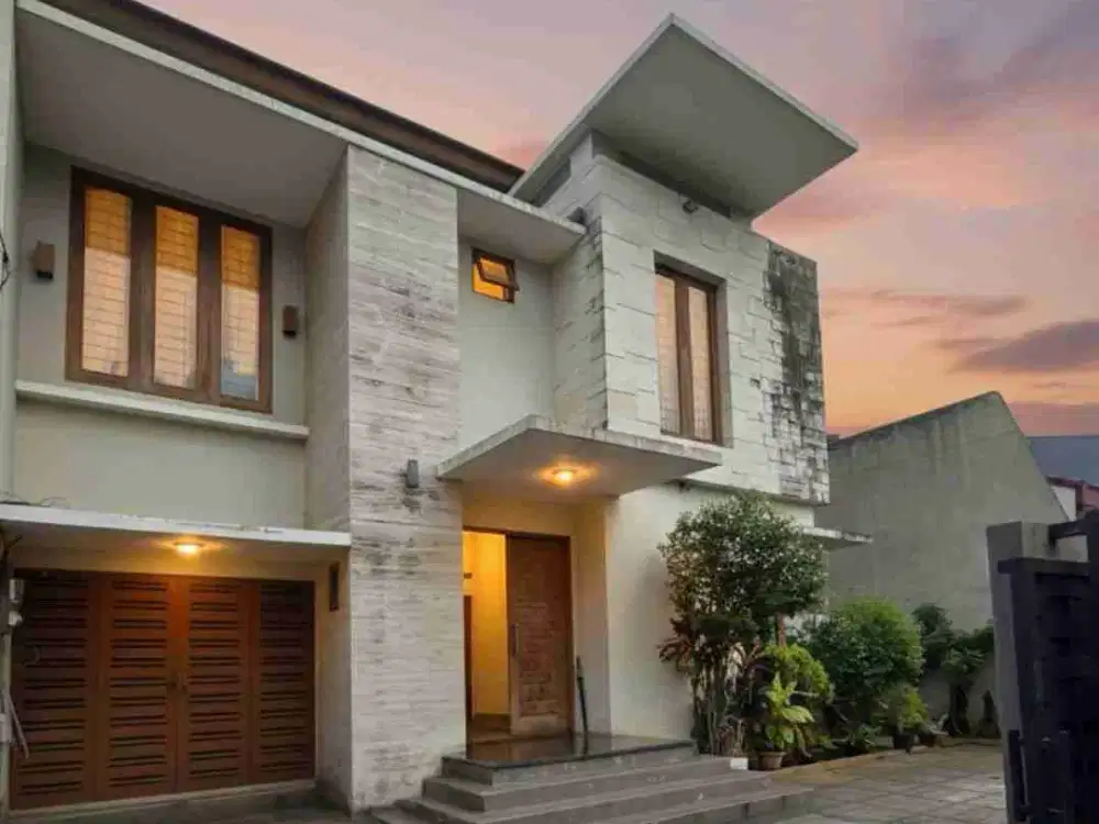 Dijual rumah murah area Cilandak Barat Jakarta Selatan