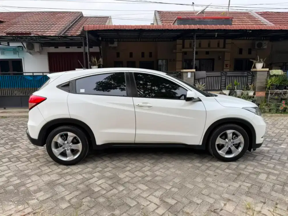 Honda HRV tahun 2016