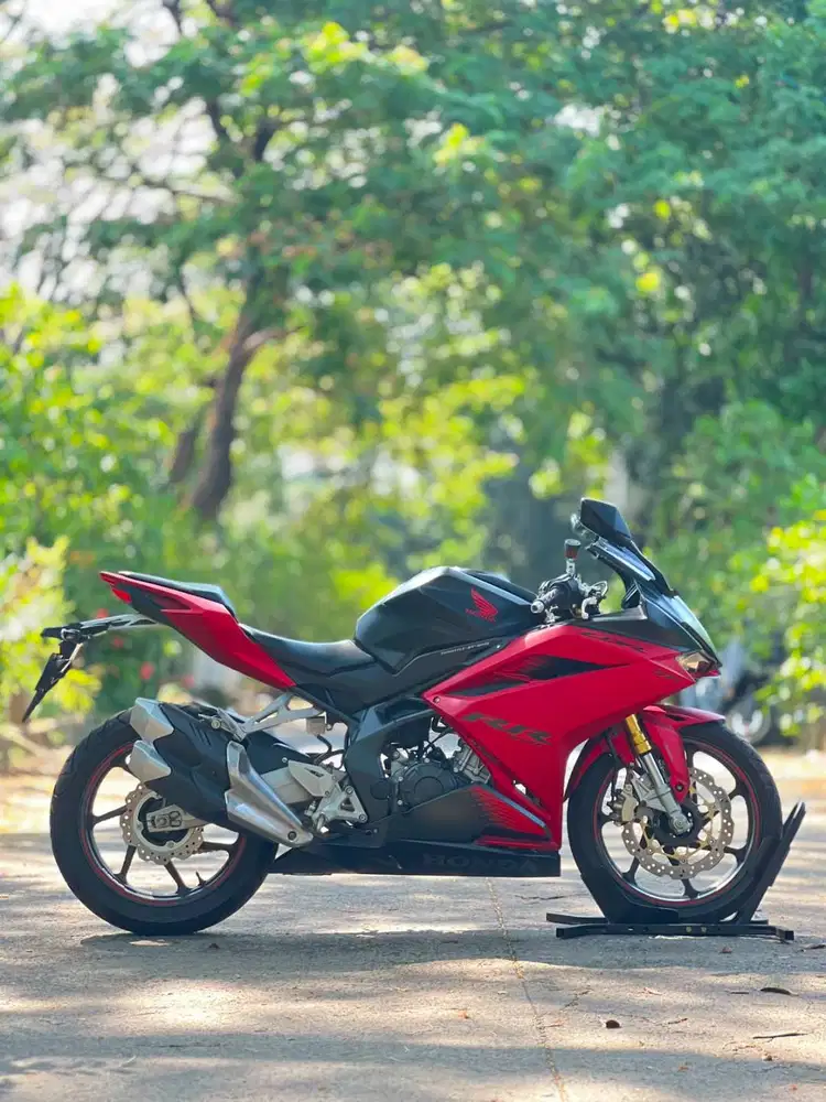 HONDA NEW CBR250RR ABS SP MERAH HITAM 2021 KM LOW PAJAK ON SIAP PAKAI