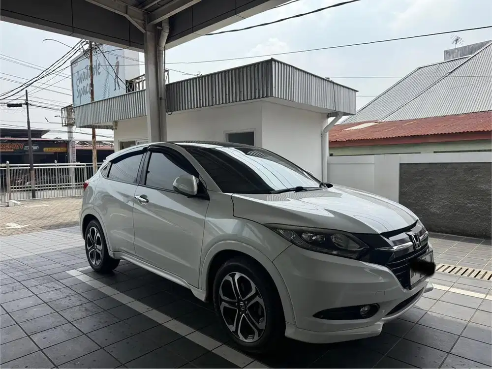 Jual Mobil Bekas Honda HRV Prestige 1.8 RS CVT 2018