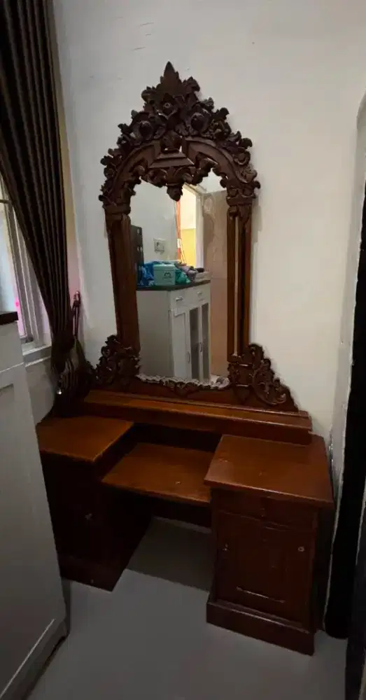 Meja Rias Kayu Jati Asli