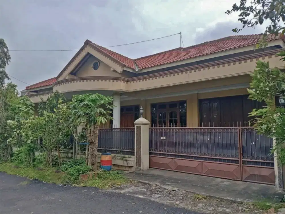 Rumah dijual cepat BU candi oawon semarang barat strategis jalan lebar