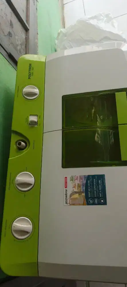 Mesin cuci polytron 2 tabung 8kg