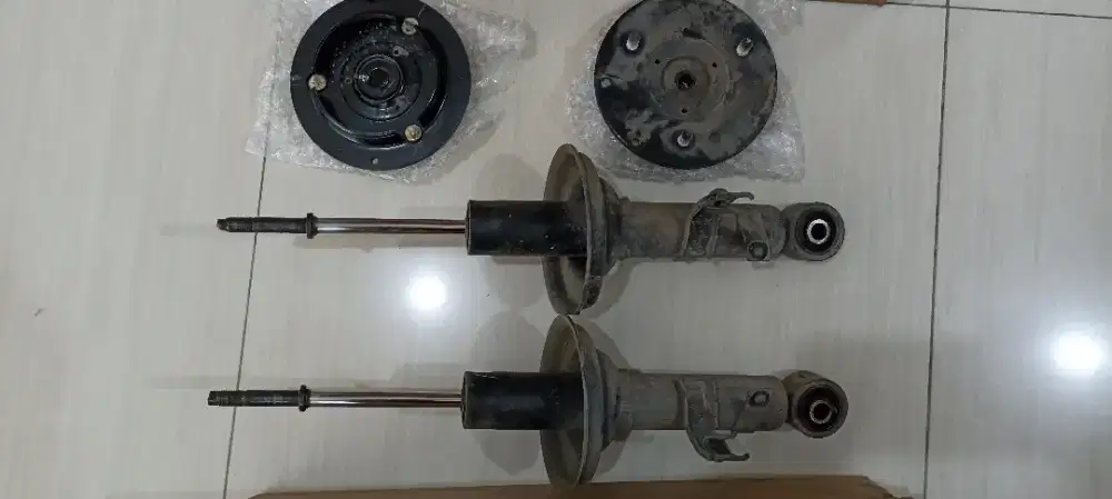 Toyota innova shock