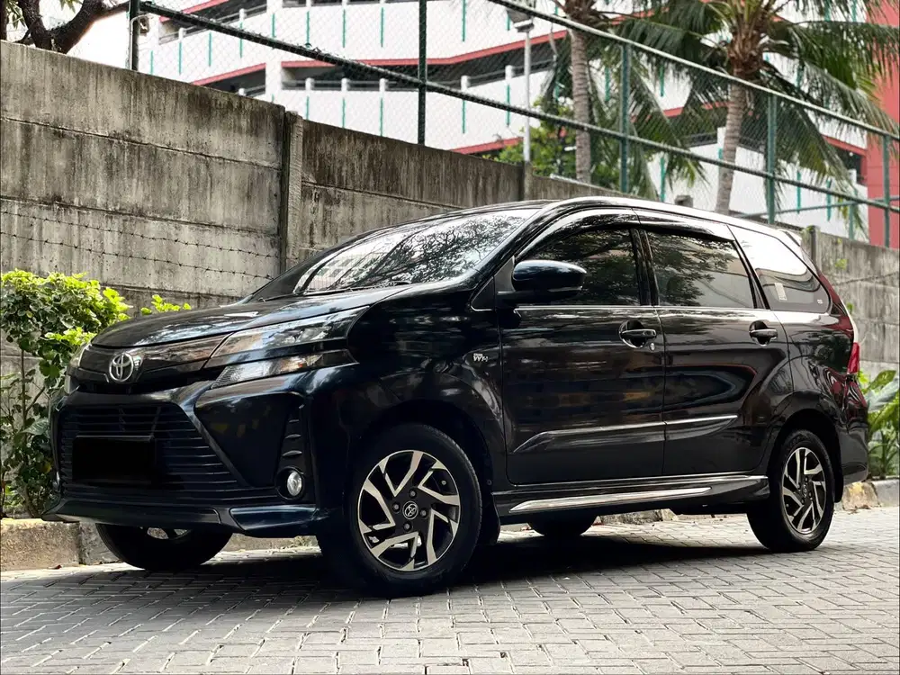 GRAB IT FAST • TOYOTA AVANZA 1.5 VELOZ MT 2019