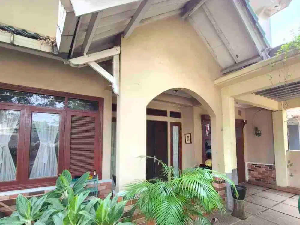 Dijual rumah di Graha Cinere, dekat pintu tol krukut