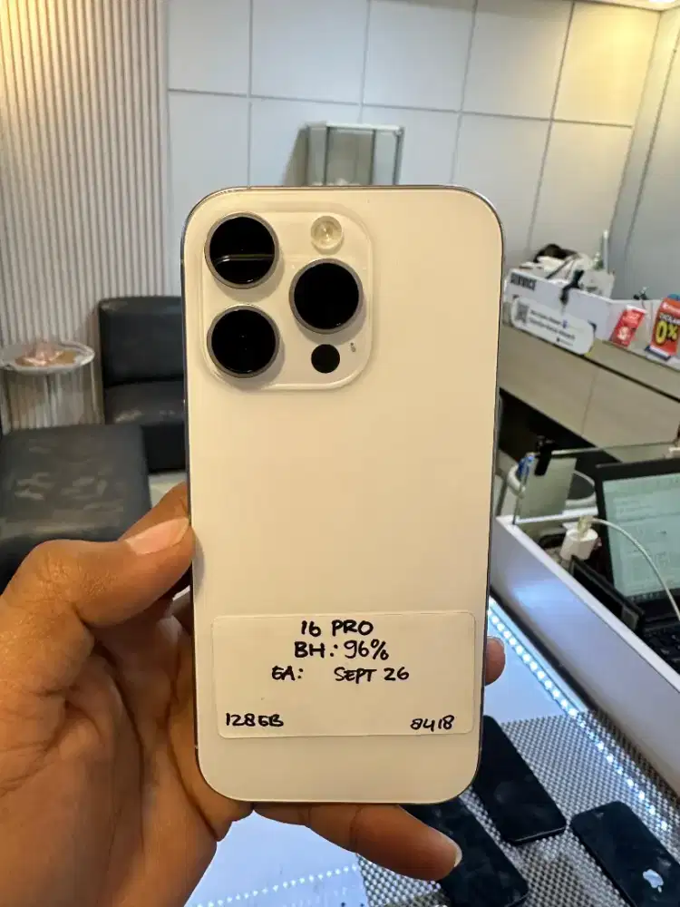 Promo kredit tanpa DP, Iphone 16 pro second like new ex ibox