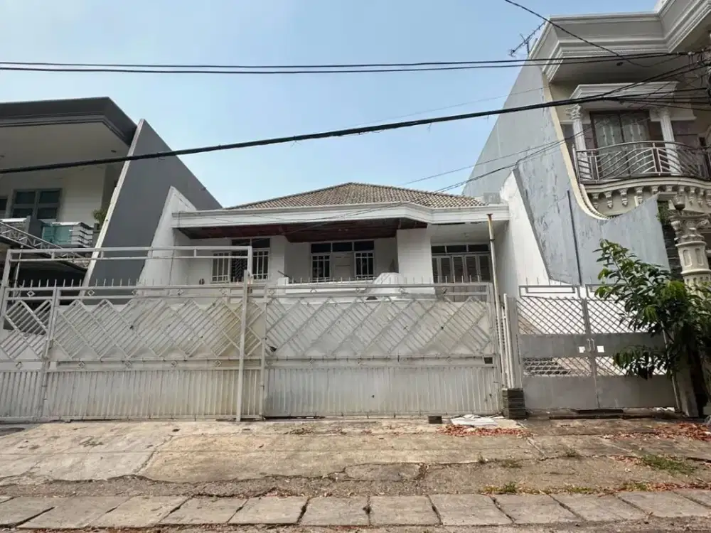 RUMAH RAYA MANYAR JAYA*Hadap Barat