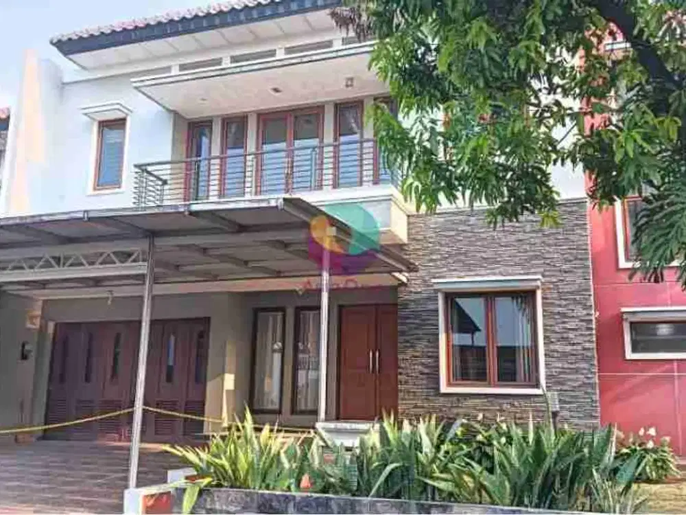 Disewakan rumah hook semi furnish siap huni dekat pintu tol di legenda wisata