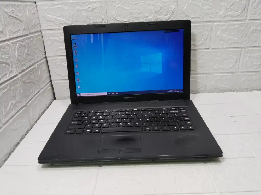 Laptop Lenovo Ram 4 GB Hardisk 250 GB Siap Pakai