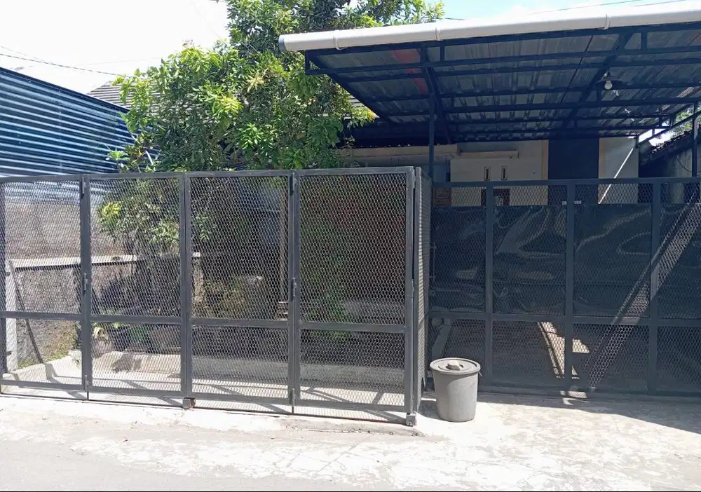 RUMAH DI DAERAH STRATEGIS DENGAN TANAH LUAS