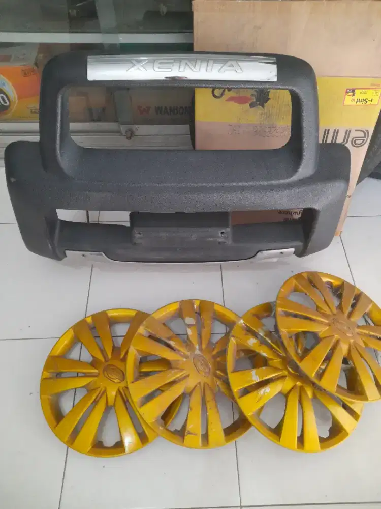 Jual Tanduk depan Xenia/Avanza ( second) + Dop 13