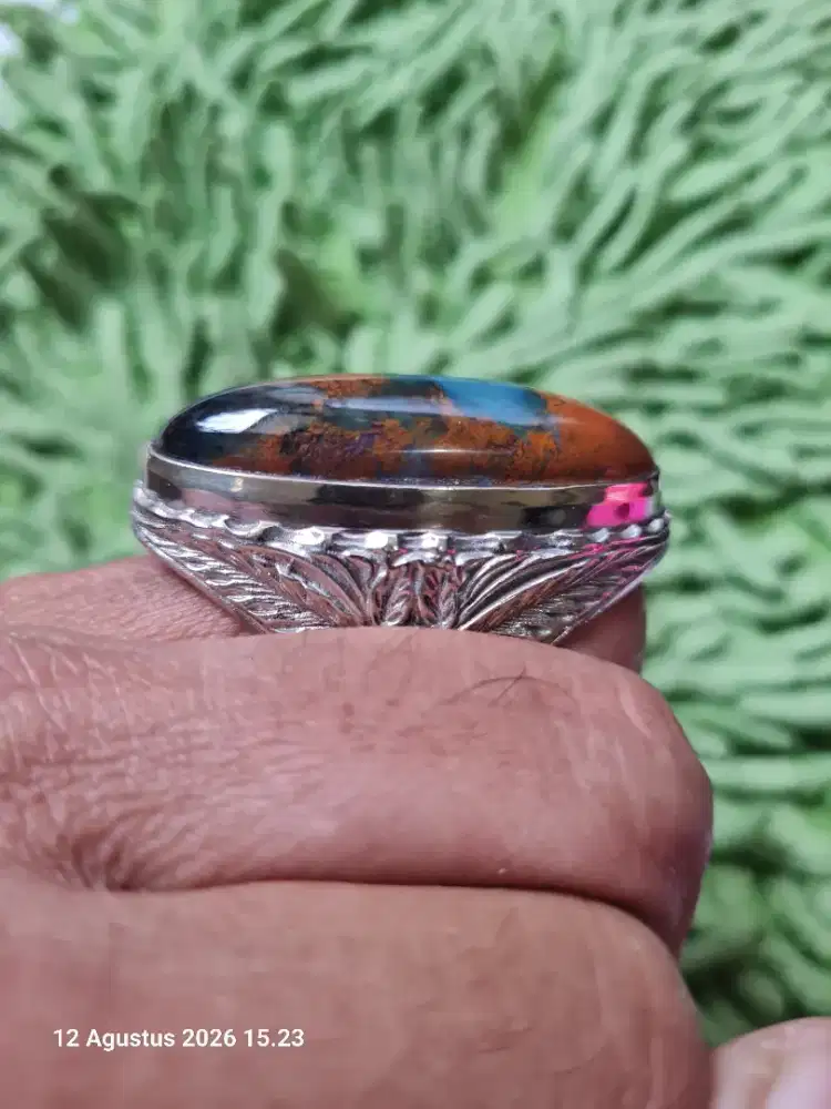 Batu Bacan Kembang