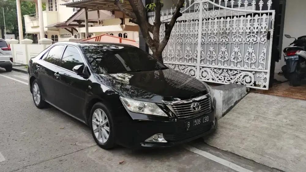 Toyota Camry 2.5 V 2014