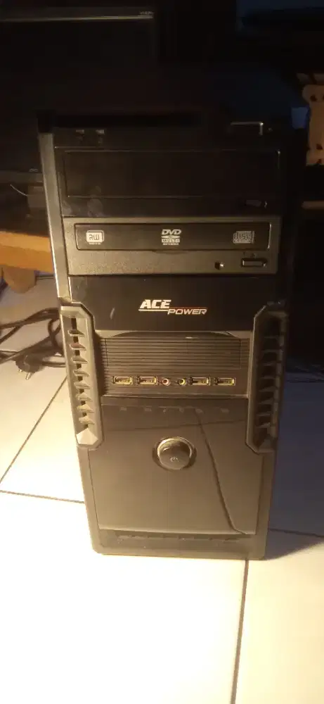 #WTS CPU core i3+mobo+ram 4gb+GT430+1tb+ssd128