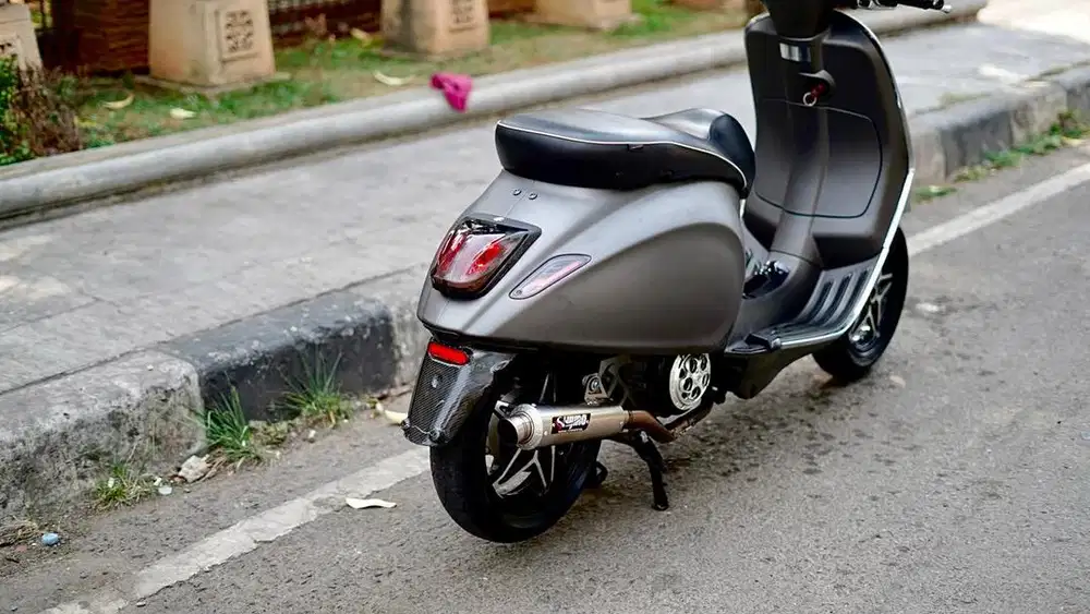 vespa sprint 3v 2015 murah