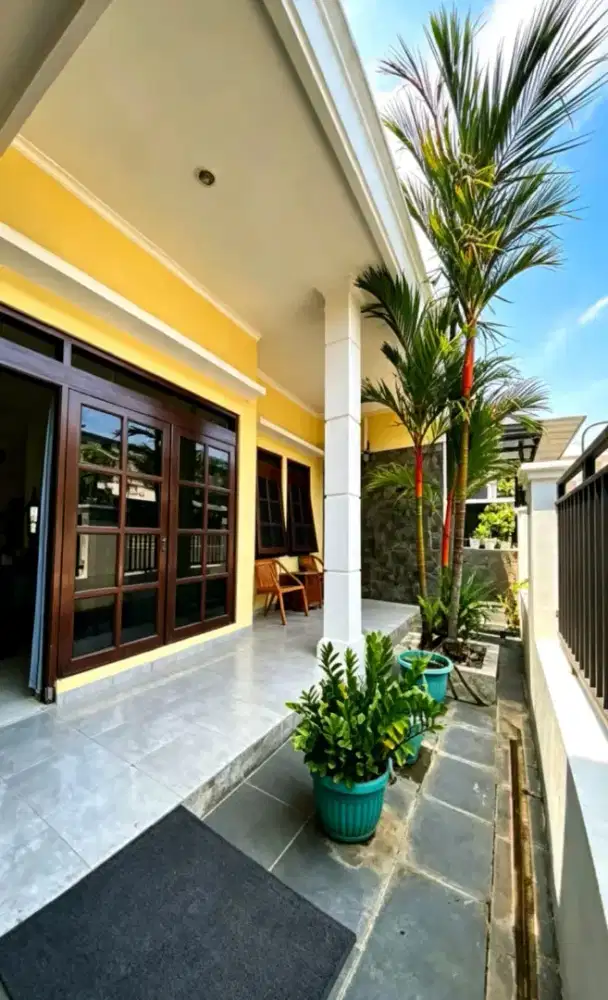 Rumah dijual mewah siap huni plamongan indah strategis poll
