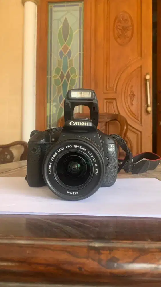 Cannon Eos 600D, dijual cepat.