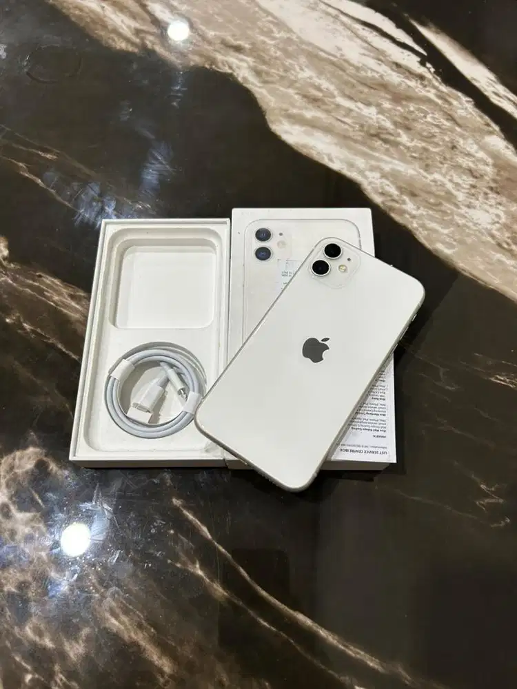 iPhone 11 128gb ibox white