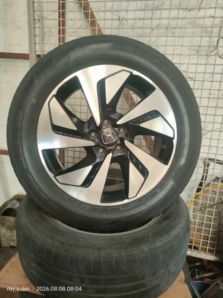 Velg oem CRV prestige R18 ban 235/60/18 dunlop