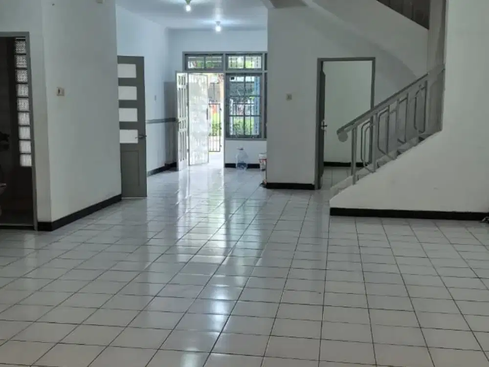 Disewakan Rumah Belakang Mall Kelapa Gading, Jakarta Utara