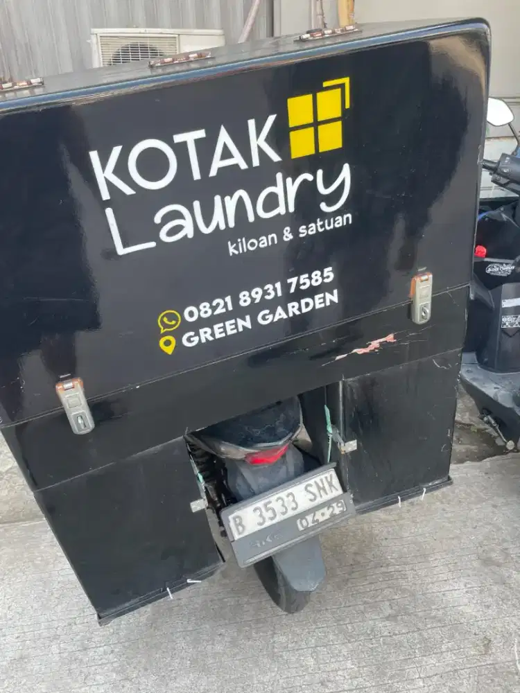 DIBUTUHKAN STAFF LAKI2 UNTUK OPERASIONAL / KURIR LAUNDRY