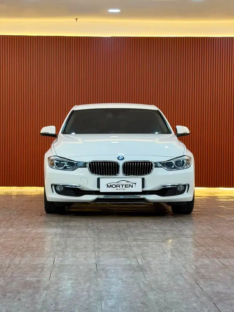 (KM 78rb) Bwm 320i Luxury F30 2.0 at 2015