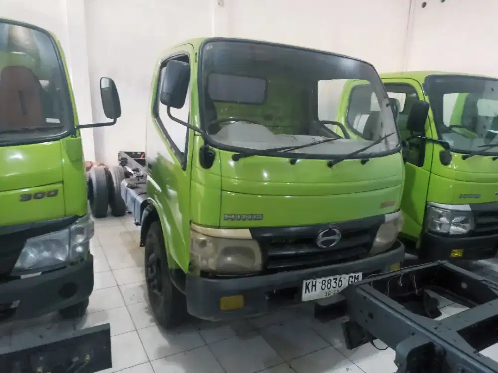 Hino Dutro 130HD Sasis Tahun 2013 Euro 2