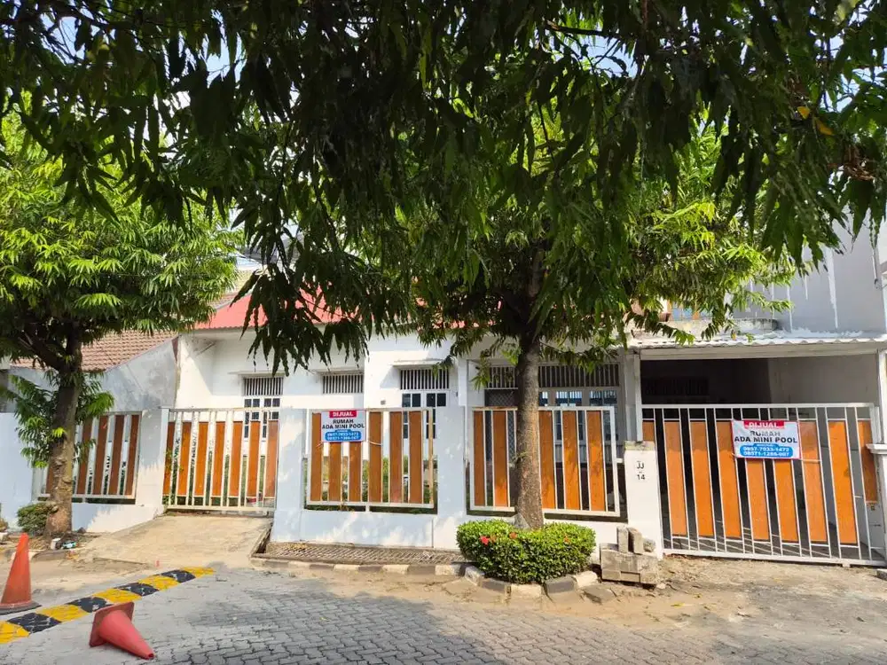 Bangunan BARU Tahun 2025 Rumah di Kemang Pratama 1 Jalan Utama