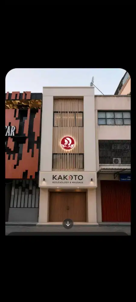 LOKER THERAPIST