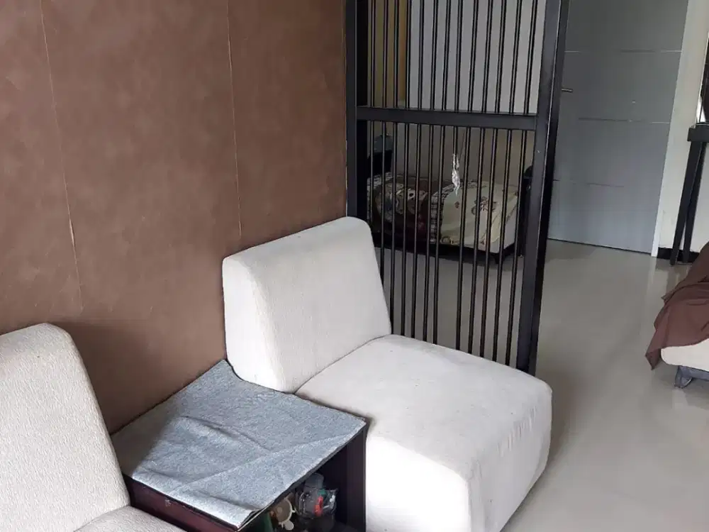 Sukolilo Dian Regency Bonus Semi Furnish