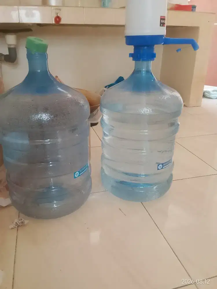 jual dua galon air mineral dan pompanya
